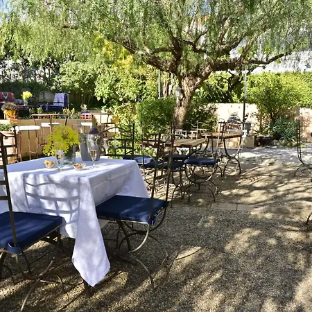 La Petite Boheme Le Lavandou