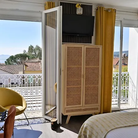 Hotel La Petite Boheme 3*