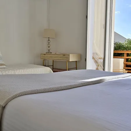 La Petite Boheme Hotel 3*