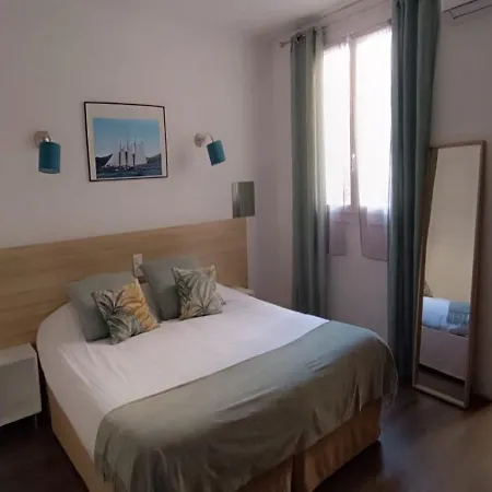Szálloda La Petite Boheme Le Lavandou