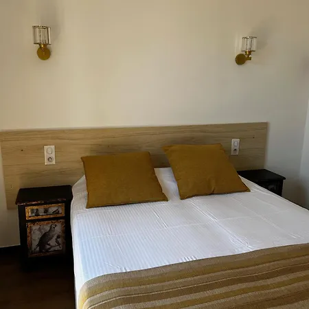 Hotel La Petite Bohème Le Lavandou