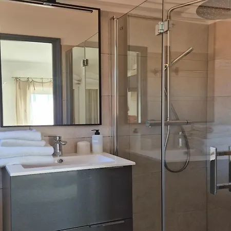 La Petite Bohème 3* Le Lavandou