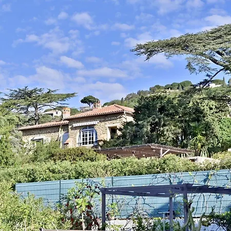 La Petite Boheme Hotell