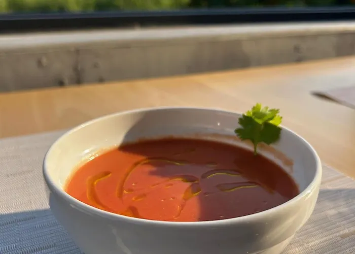 La Petite Boheme Hotel 3*