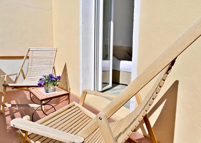 La Petite Boheme Hotel 3*