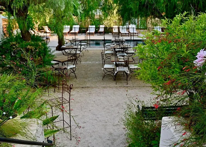 Hotel La Petite Boheme 3*