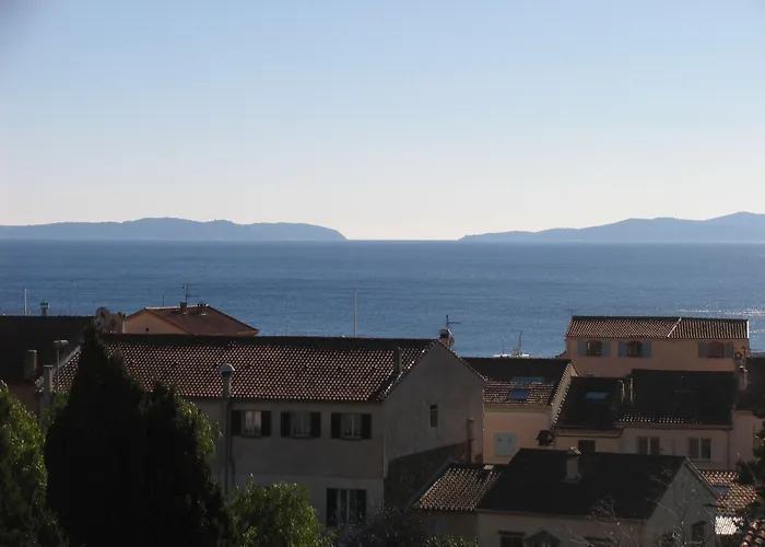 La Petite Boheme Le Lavandou