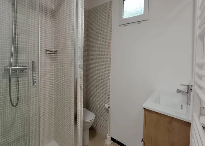 Hotel La Petite Boheme Le Lavandou